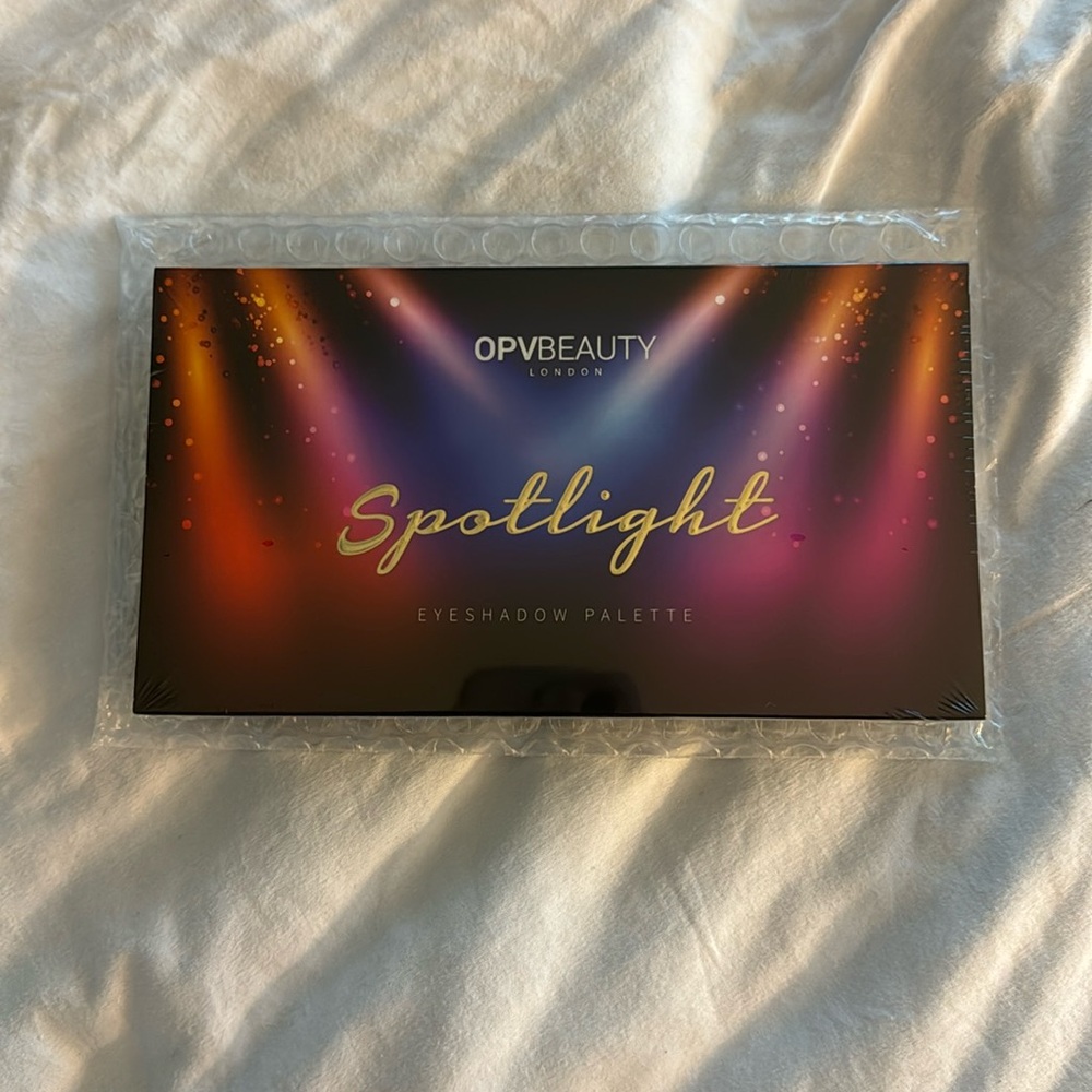 NIB, OPV Beauty SPOTLIGHT Eyeshadow Palette New